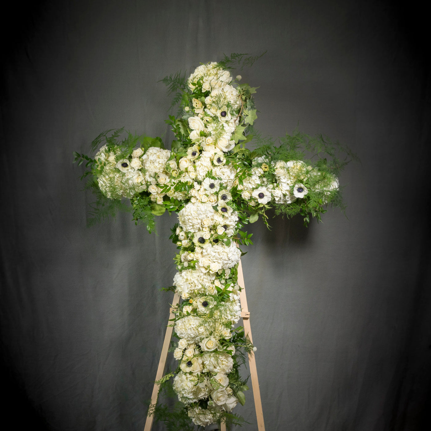 White Cross Wreath - santamonicaflorist