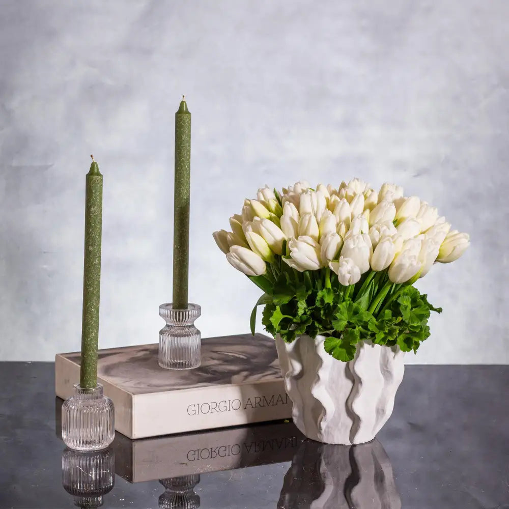 50 Tulips in modern Ceramic - Flowers