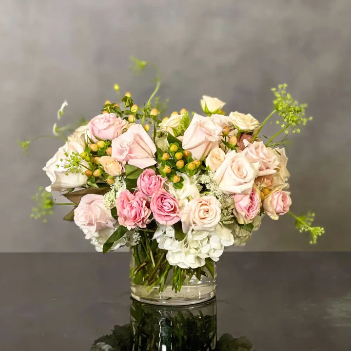Designer's Choice Soft and Blush Roses, Same day delivery Los Angeles