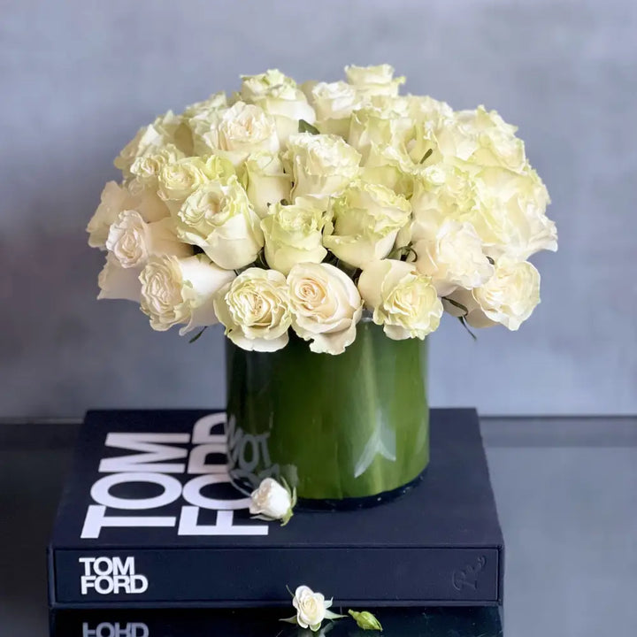 Elegant White Roses in Glass Vase | Same-Day Delivery LA Orchidia