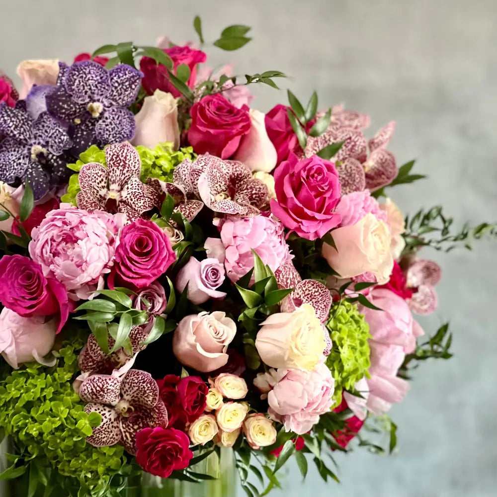 What a Delight Floral Arrangement with Pastel Roses, Peonies, and Orchids
Elegant Pink, Lavender, and White Roses in What a Delight Arrangement
Luxury Pastel and Bright Floral Arrangement for Same-Day Delivery Los Angeles
Sophisticated Floral Arrangement with Roses and Hydrangeas for Los Angeles Delivery